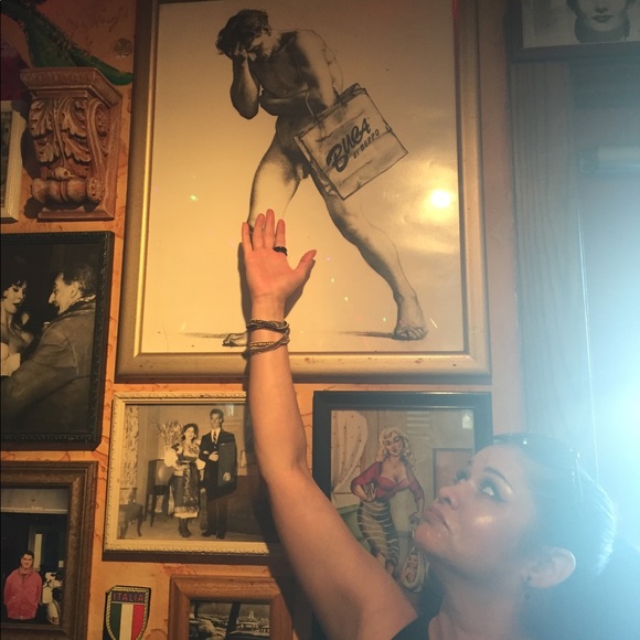 Meet your Posher, Clarissa - Picture 2 of 2